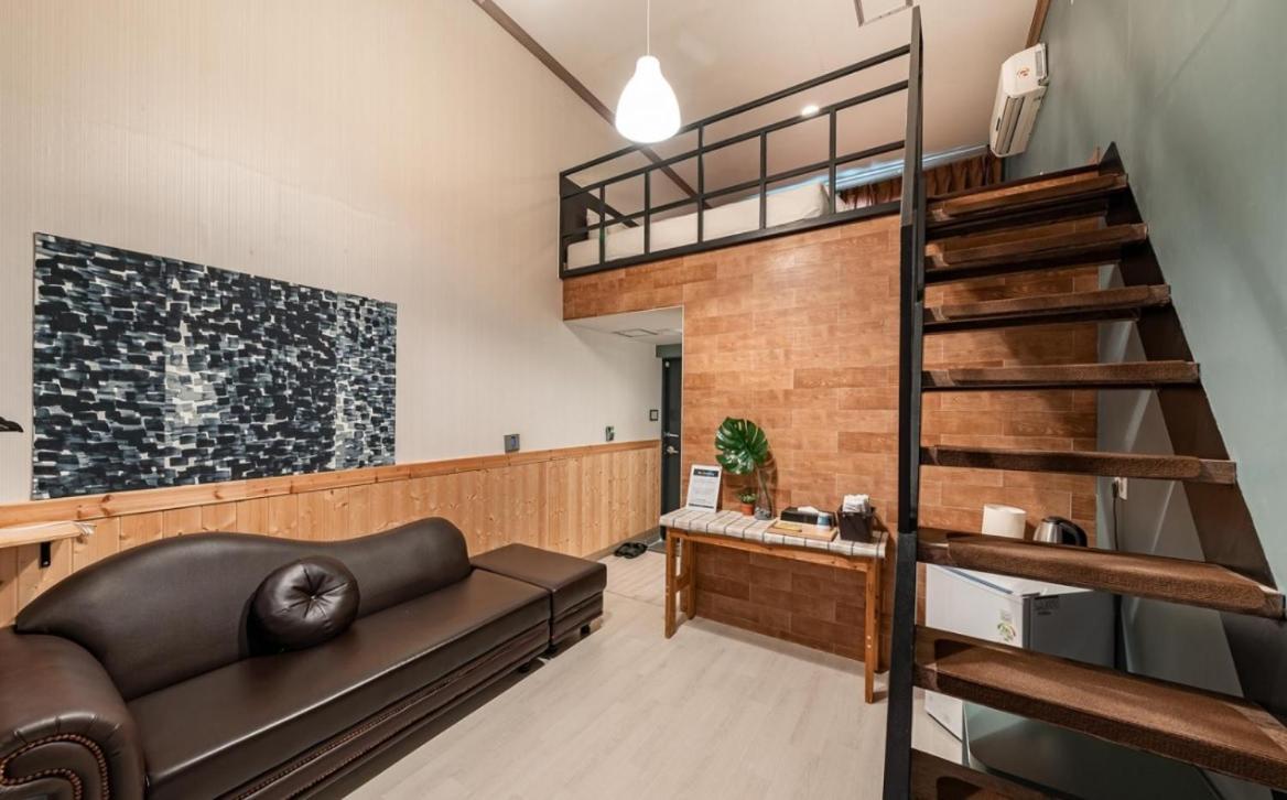 Hotel Hue Loft Incheon Bagian luar foto