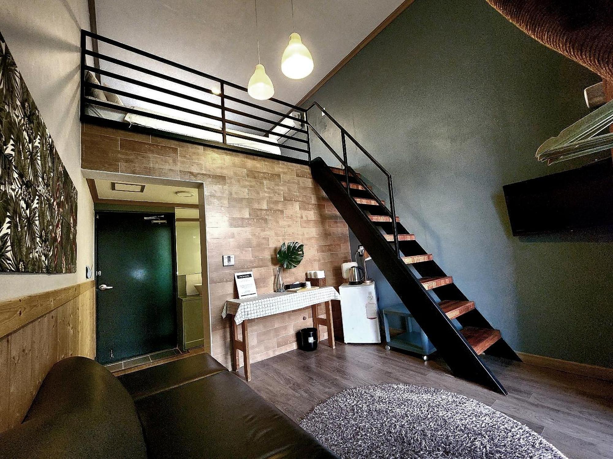 Hotel Hue Loft Incheon Bagian luar foto