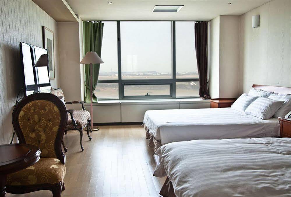 Hotel Hue Loft Incheon Bagian luar foto