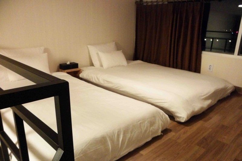 Hotel Hue Loft Incheon Bagian luar foto