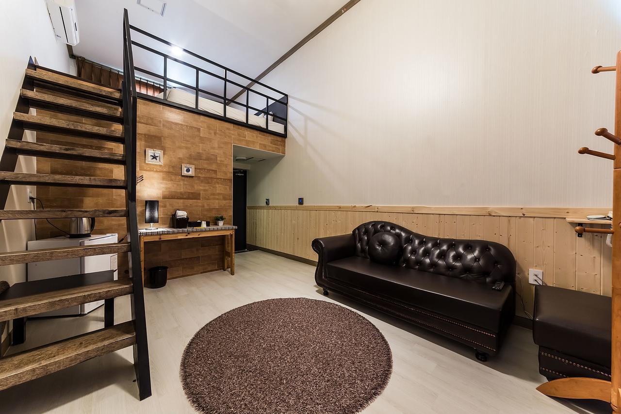 Hotel Hue Loft Incheon Bagian luar foto