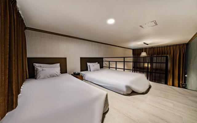 Hotel Hue Loft Incheon Bagian luar foto